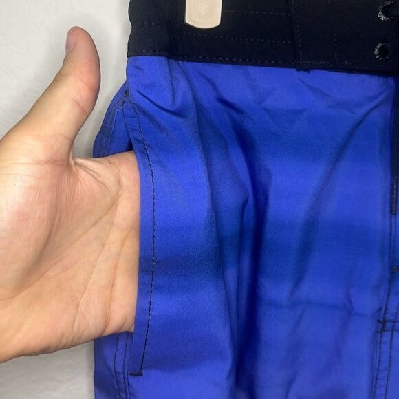 NWT Speedo Mens Blue Onshore Tide Bondi Basin Boardshort 20"‎ Size Medium - Picture 6 of 9